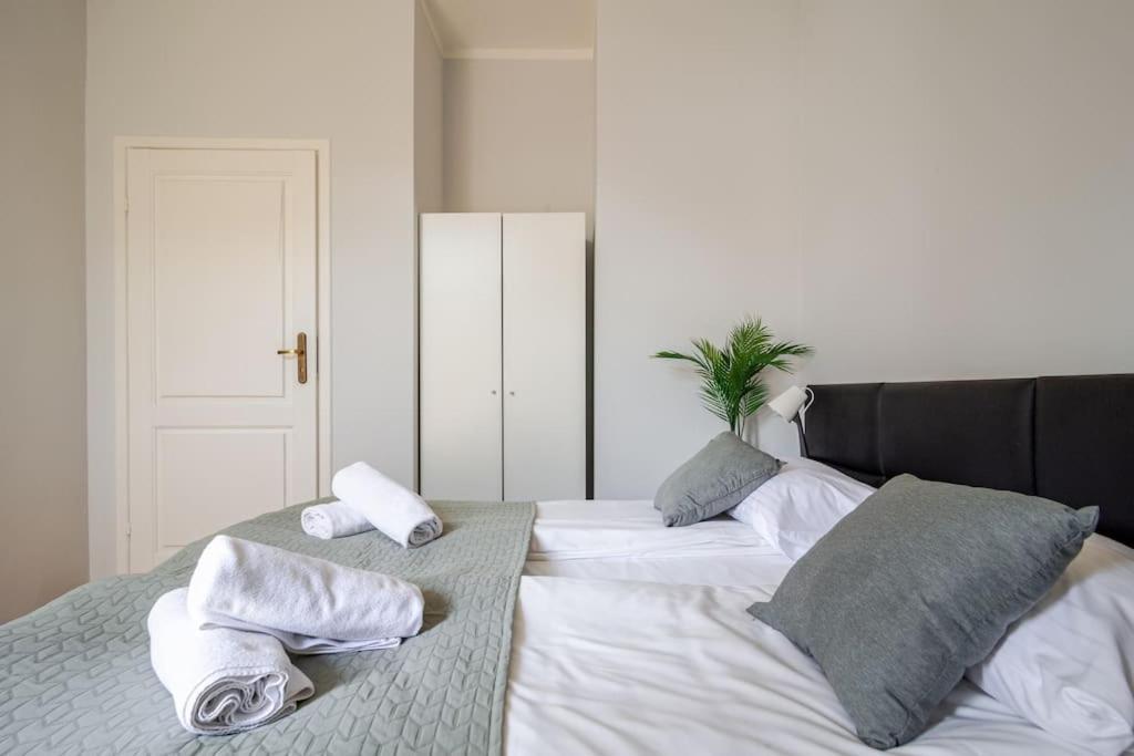 Florianska Gate Luxury Aparthotel 2*